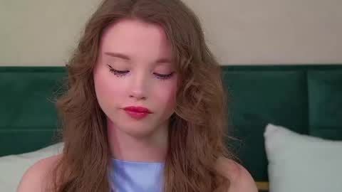 Snapshot of keiraace chatting on April 24, 2026, 6:21 pm Keira online show from April 24, 2026, 6:21 pm