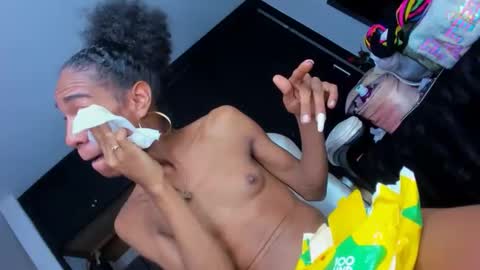 Snapshot of keisymarianats chatting on April 10, 2026, 6:01 pm KEISY MARIANA online show from April 10, 2026, 6:01 pm