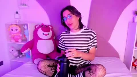 Keita moon online show from March 26, 2026, 12:11 pm