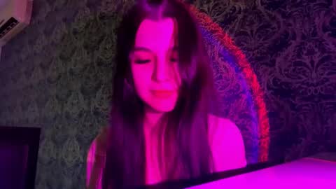 Stella online show from February 24, 2026, 1:42 pm