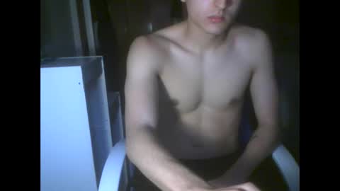 kell_yn16 online show from May 18, 2026, 6:03 pm