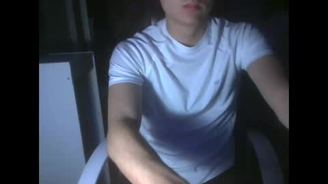 kell_yn16 online show from May 26, 2026, 7:10 pm