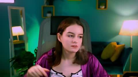 kelliebanshe online show from March 30, 2026, 4:13 am