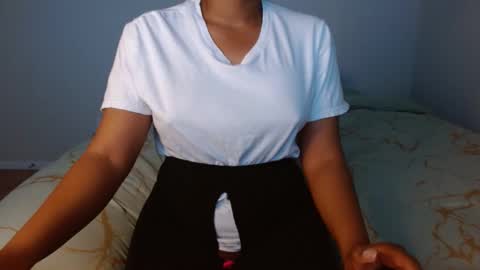 Kellie online show from January 27, 2025, 9:33 pm