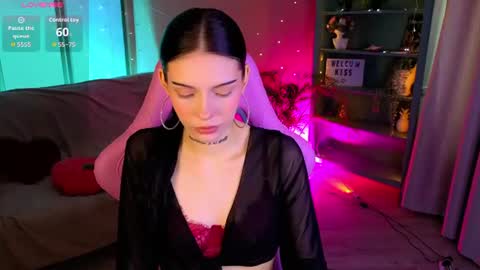 Snapshot of kelly__bunny chatting on July 2, 2026, 1:06 pm Kelly online show from July 2, 2026, 1:06 pm