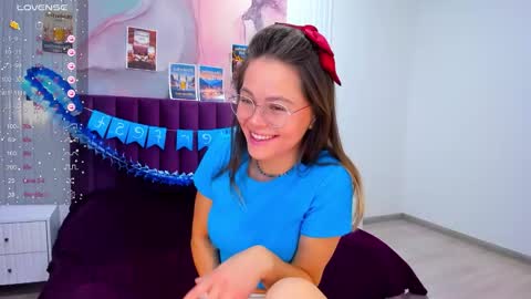 Snapshot of kelly_cuutie chatting on October 2, 2025, 1:12 am Kelly online show from October 2, 2025, 1:12 am