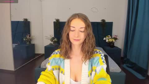 Snapshot of kelly_xo chatting on December 6, 2024, 10:27 am Kelly XO online show from December 6, 2024, 10:27 am