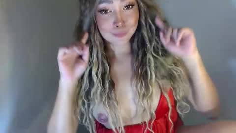 Snapshot of kellyclarksonx chatting on April 24, 2026, 11:01 am its me KELLY online show from April 24, 2026, 11:01 am