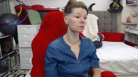 Snapshot of kellynumber chatting on February 5, 2025, 10:51 am kelly online show from February 5, 2025, 10:51 am