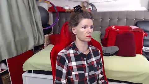 Snapshot of kellynumber chatting on October 15, 2025, 8:42 pm kelly online show from October 15, 2025, 8:42 pm