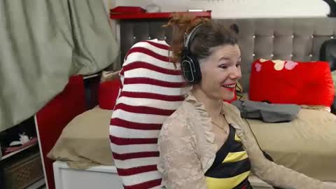 Snapshot of kellynumber chatting on November 9, 2025, 10:30 pm kelly online show from November 9, 2025, 10:30 pm