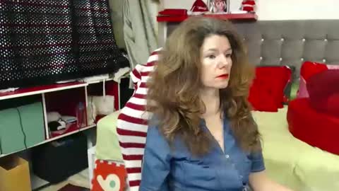 Snapshot of kellynumber chatting on December 23, 2025, 10:57 am kelly online show from December 23, 2025, 10:57 am