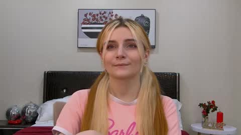 Snapshot of kellystoneys chatting on January 26, 2025, 11:39 am Kelly Stoneys online show from January 26, 2025, 11:39 am
