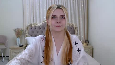 Snapshot of kellystoneys chatting on January 28, 2025, 5:35 pm Kelly Stoneys online show from January 28, 2025, 5:35 pm
