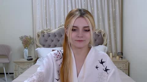 Snapshot of kellystoneys chatting on January 29, 2025, 2:40 am Kelly Stoneys online show from January 29, 2025, 2:40 am
