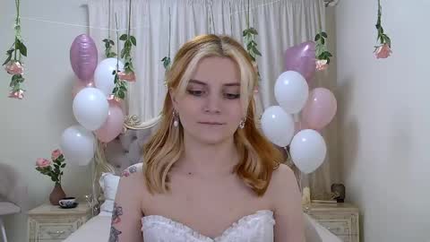 Snapshot of kellystoneys chatting on February 14, 2025, 6:34 am Kelly Stoneys online show from February 14, 2025, 6:34 am