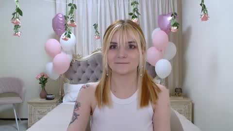 Snapshot of kellystoneys chatting on February 25, 2025, 6:42 pm Kelly Stoneys online show from February 25, 2025, 6:42 pm