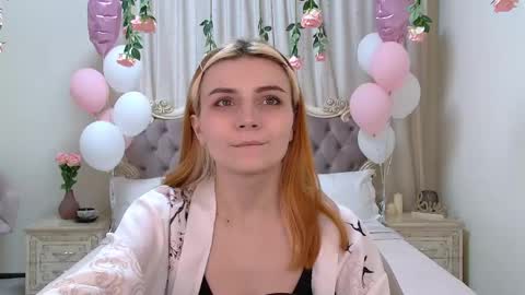 Snapshot of kellystoneys chatting on March 11, 2025, 8:42 pm Kelly Stoneys online show from March 11, 2025, 8:42 pm