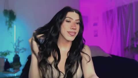 Kelsi  online show from May 23, 2026, 6:07 am