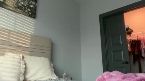 Snapshot of kelseyblu chatting on May 4, 2026, 11:45 pm Kelsey Blu online show from May 4, 2026, 11:45 pm