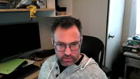 Snapshot of kelvin06133 chatting on December 7, 2024, 1:40 pm kelvin06133 online show from December 7, 2024, 1:40 pm