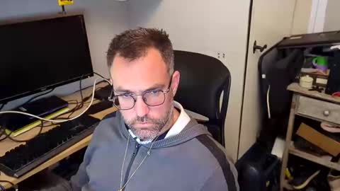 Snapshot of kelvin06133 chatting on December 13, 2024, 5:54 pm kelvin06133 online show from December 13, 2024, 5:54 pm