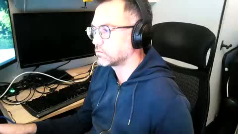 Snapshot of kelvin06133 chatting on December 18, 2024, 11:08 pm kelvin06133 online show from December 18, 2024, 11:08 pm