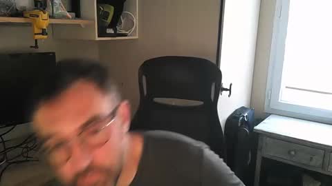 Snapshot of kelvin06133 chatting on February 15, 2025, 2:22 pm kelvin06133 online show from February 15, 2025, 2:22 pm