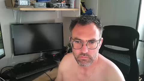 Snapshot of kelvin06133 chatting on April 30, 2026, 12:33 pm kelvin06133 online show from April 30, 2026, 12:33 pm