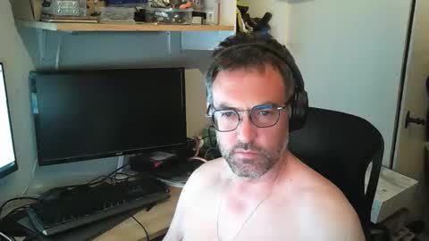 Snapshot of kelvin06133 chatting on May 1, 2026, 10:25 pm kelvin06133 online show from May 1, 2026, 10:25 pm