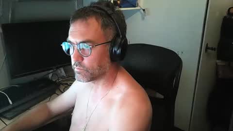 Snapshot of kelvin06133 chatting on June 7, 2026, 9:29 pm kelvin06133 online show from June 7, 2026, 9:29 pm