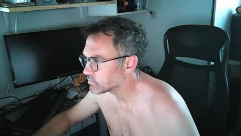 Snapshot of kelvin06133 chatting on June 21, 2026, 1:57 pm kelvin06133 online show from June 21, 2026, 1:57 pm