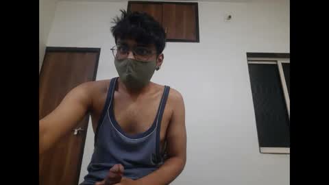 Snapshot of ken771 chatting on February 16, 2025, 6:10 pm ken771 online show from February 16, 2025, 6:10 pm