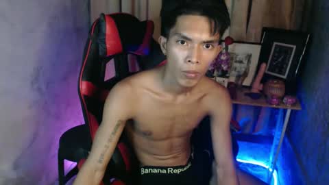 ken_minjun online show from January 12, 2026, 5:07 pm