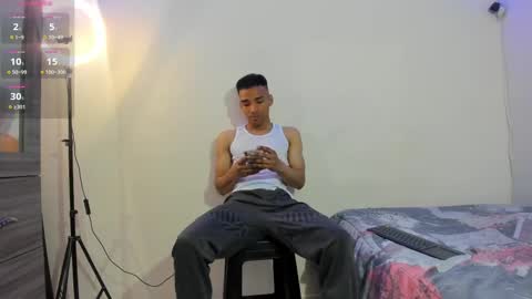 Snapshot of kenan_2601 chatting on October 28, 2025, 7:05 pm kenan 2601 online show from October 28, 2025, 7:05 pm