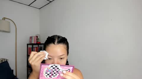 Snapshot of kendalgrey01 chatting on February 6, 2025, 2:37 pm Kendal online show from February 6, 2025, 2:37 pm