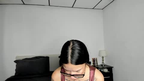 Snapshot of kendalgrey01 chatting on April 17, 2026, 2:20 pm Kendal online show from April 17, 2026, 2:20 pm