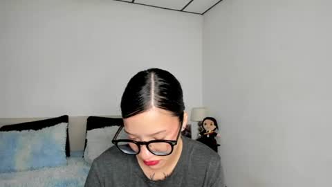 Snapshot of kendalgrey01 chatting on June 17, 2026, 3:02 pm Kendal online show from June 17, 2026, 3:02 pm