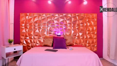 Snapshot of kendall23_ chatting on December 10, 2024, 7:43 pm Kendall online show from December 10, 2024, 7:43 pm