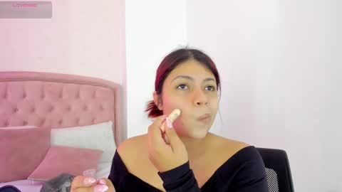 Kendall online show from December 18, 2025, 5:57 am