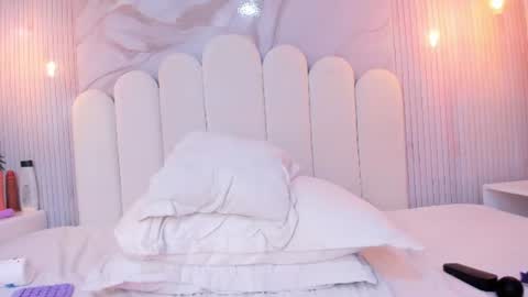 Snapshot of kendall_curves chatting on June 29, 2026, 10:15 am Kendall no Jenner online show from June 29, 2026, 10:15 am