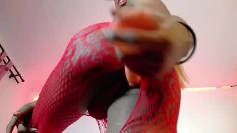 kendallgil online show from January 22, 2025, 6:10 am