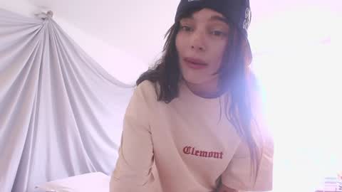 kendall online show from September 10, 2025, 5:35 pm