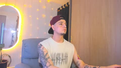 kendel_dimitri online show from December 24, 2024, 5:38 am