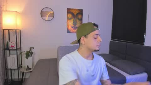 kendel_dimitri online show from July 19, 2026, 4:49 am