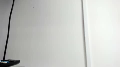 Kendra London online show from March 12, 2026, 11:16 am