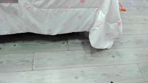 Kendra London online show from March 28, 2026, 11:10 am