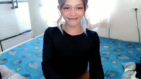 Snapshot of kendra_lunaxx chatting on June 19, 2026, 6:40 am kendra_lunaxx online show from June 19, 2026, 6:40 am