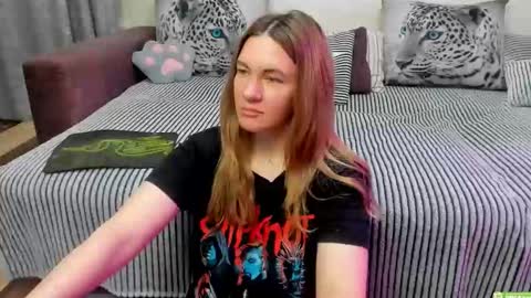 Snapshot of kendra_xx_ chatting on March 3, 2026, 12:39 am Kendra online show from March 3, 2026, 12:39 am