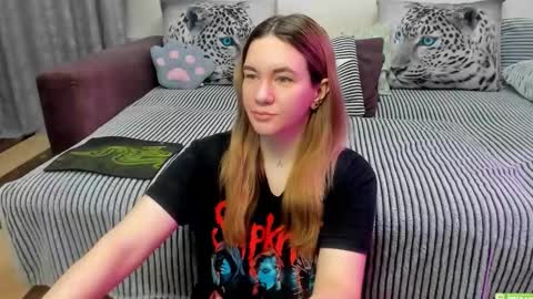 Snapshot of kendra_xx_ chatting on March 20, 2026, 12:15 am Kendra online show from March 20, 2026, 12:15 am